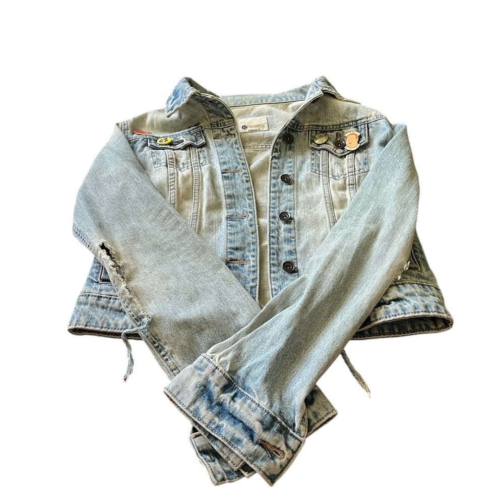 Distressed Jean jacket - 100% cotton, size small